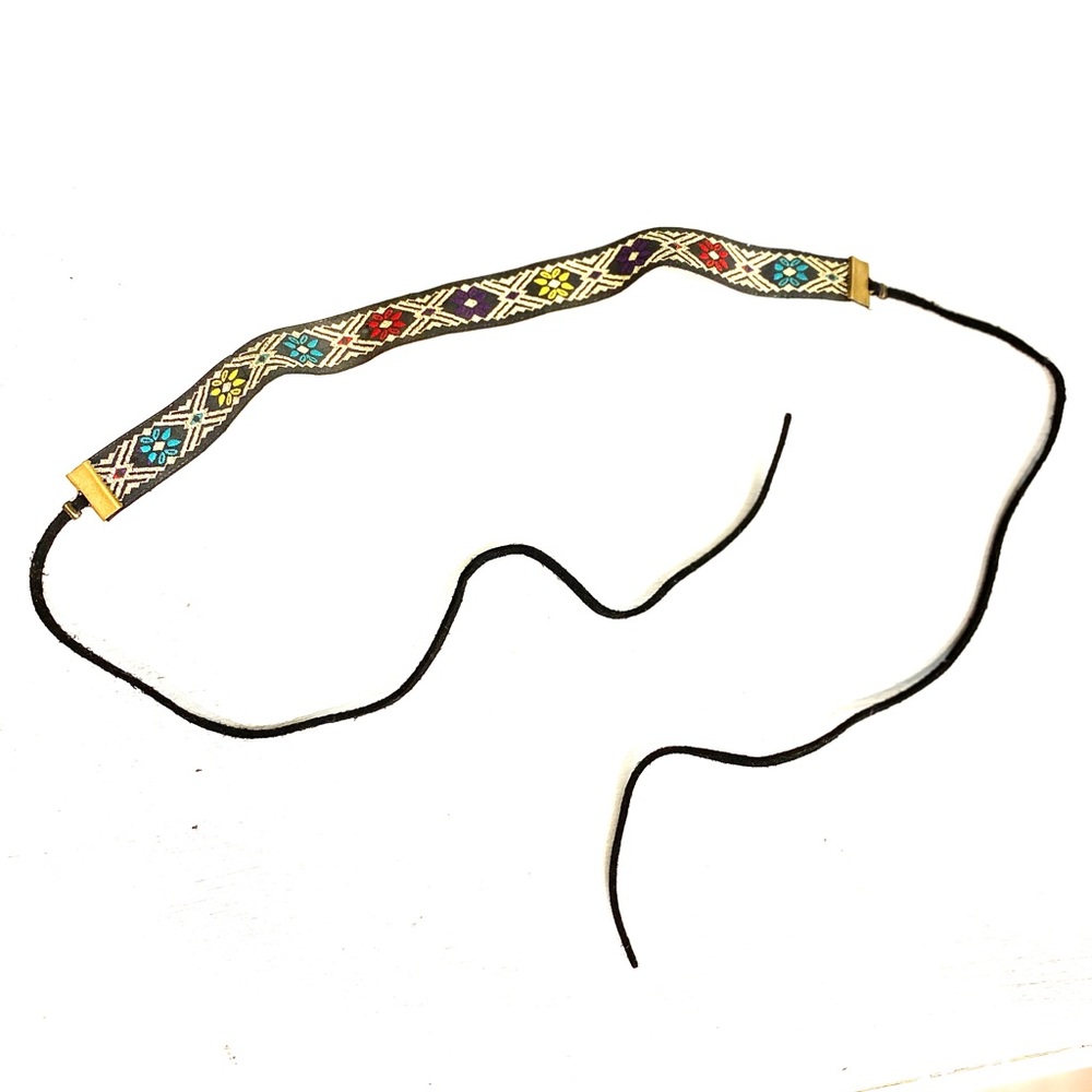 Cute tribal print reversible choker